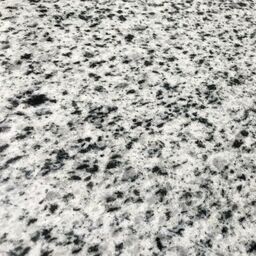 Parapet granitowy New Bianco 122x30x2 cm Knap