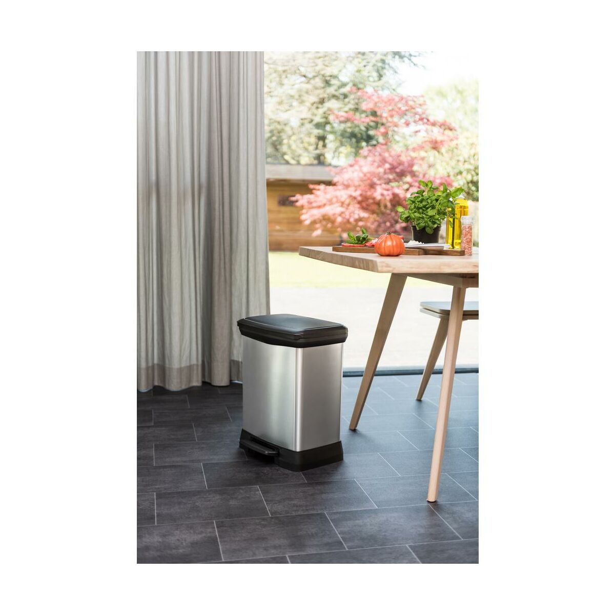 Kosz na śmieci Deco bin 30 l Curver