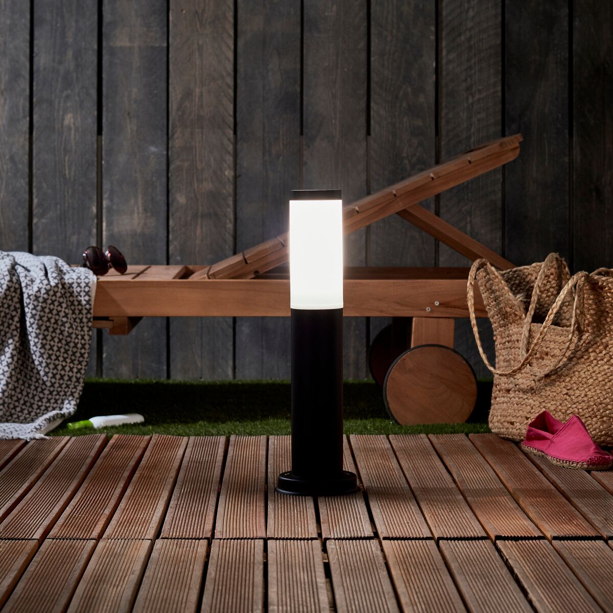 Lampa ogrodowa słupek Travis czarna E27 45 cm IP44 Inspire